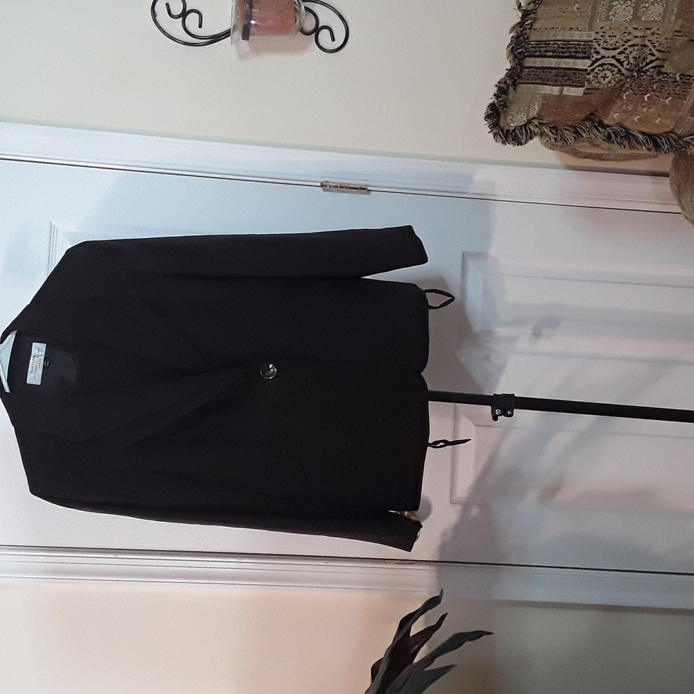 Suit